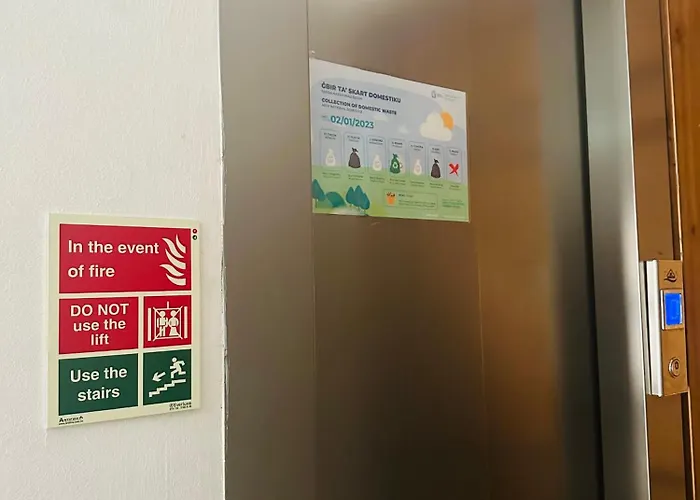 Apartment Blue Cosmo *